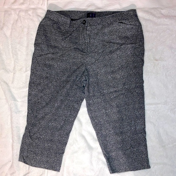 Rafaella | Women’s Capri Pants  - Size 14P - Picture 1 of 6